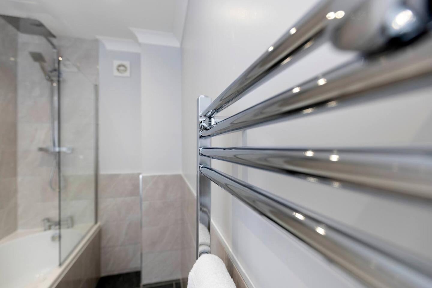 Modern 2 Bedroom Perfect For Family Friends And Workers 南希尔兹 外观 照片