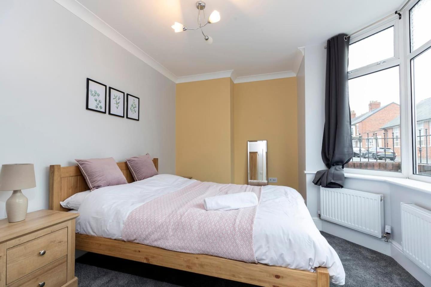 Modern 2 Bedroom Perfect For Family Friends And Workers 南希尔兹 外观 照片